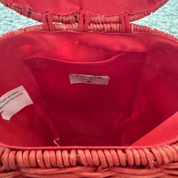 Ready to ship! BNWT Kate Spade Red Strawberry Bag - Picture 3 of 10